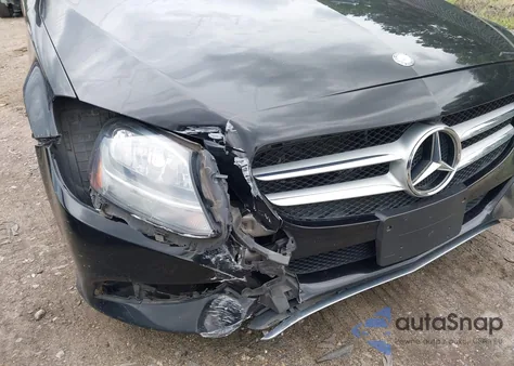 2016 Mercedes-Benz C 300 4Matic/Luxury 4Matic/Sport 4Matic из США, поврежденный, VIN 55SWF4KBXGU117304